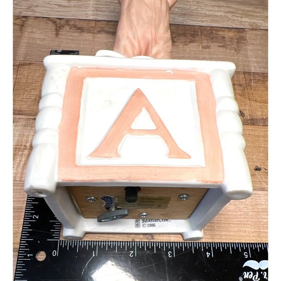 Vintage Luigi Ricciardi Porcelain Music Box Figurine Child & Doll - Picture 13 of 13